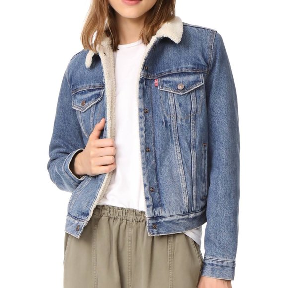 ✨HOST PICK✨ Levi's Original Sherpa Trucker Jacket - Picture 2 of 10